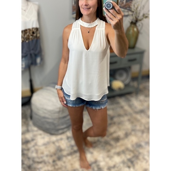 ❤️🔥Choker Sleeveless Chiffon Top White 0217 - Picture 6 of 7